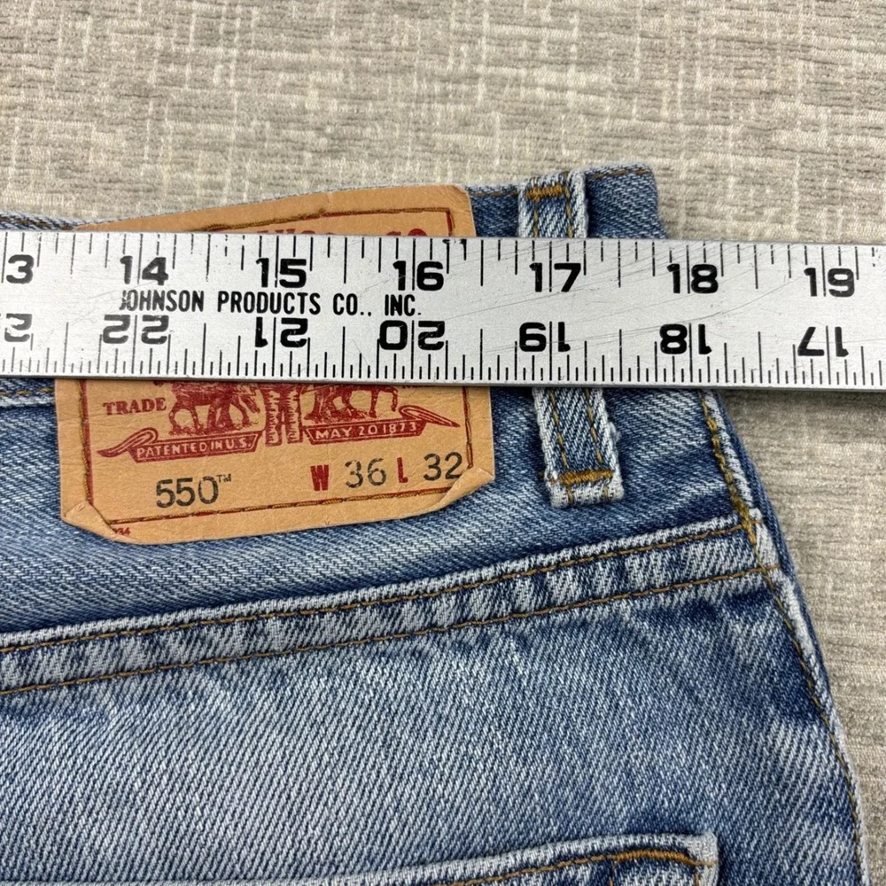 Vintage Levis 505 Mens 36x29 Light Distress Jeans Thigh Faded Skate Denim